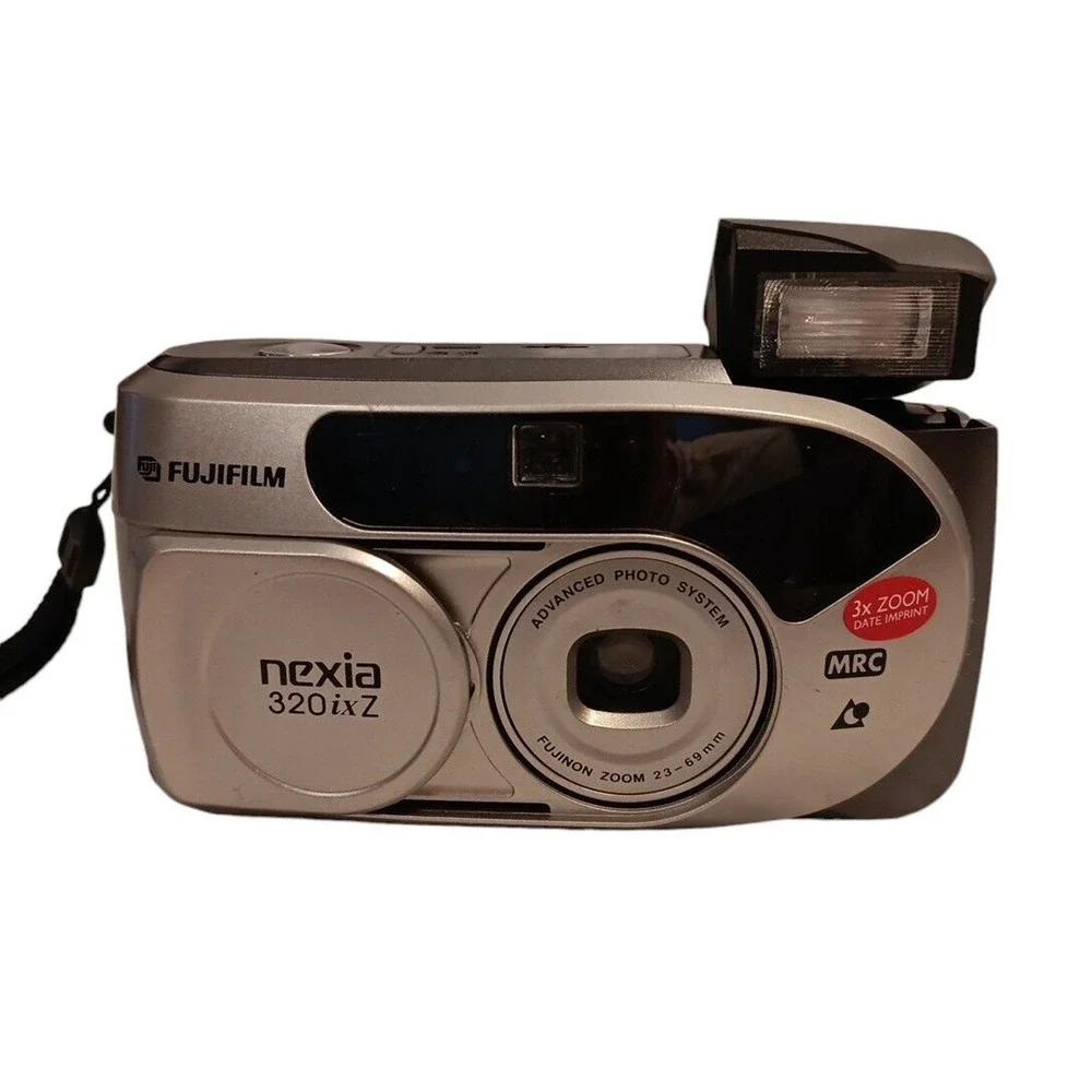 Fujifilm Nexia 320ixZ MRC APS Film SLR Camera Silver Black 3x Zoom READ
